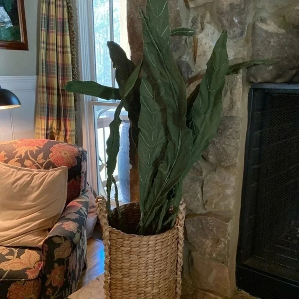 Anthropologie Canvas Cala Lilly Leaf Stem